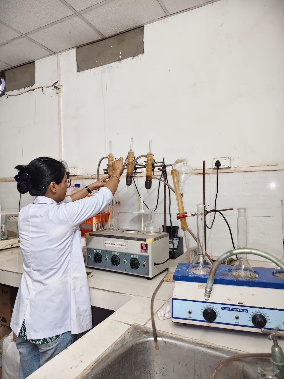 Eastern Feeds quality testing laboratory — nutritional analysis and feed quality control